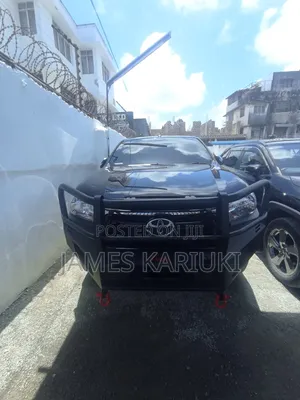 Toyota Hilux 2019 Black