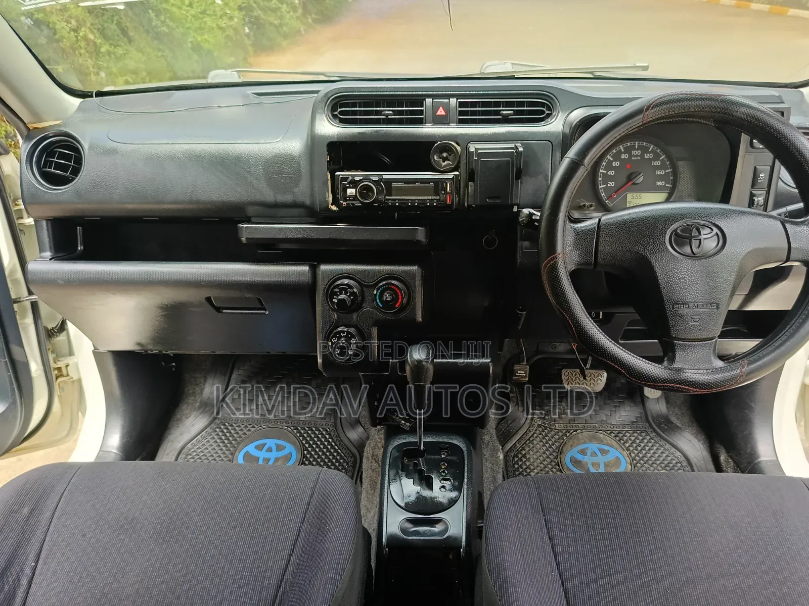 Toyota Probox 1.5 DX 2WD 2017 White