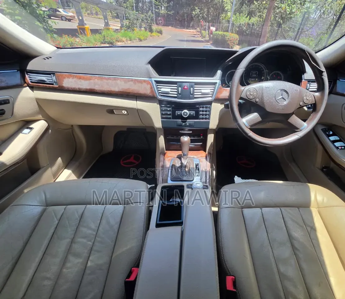 Mercedes-Benz E250 2012 Gray