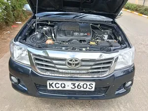 Toyota Hilux 2012 Black