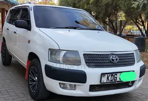 Toyota Succeed SV Premium 2014 White