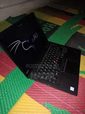 Laptop Lenovo ThinkPad T490s 8GB Intel Core i5 HDD+SSD 256GB