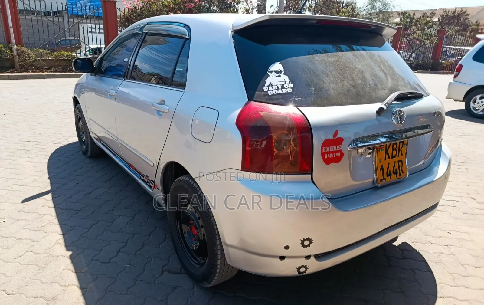 Toyota Corolla RunX 2005 Silver