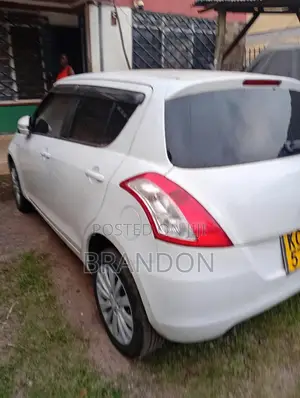 Suzuki Swift 2013 White