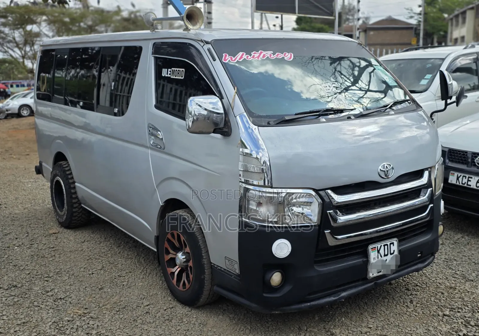 Toyota HiAce 2014 Silver