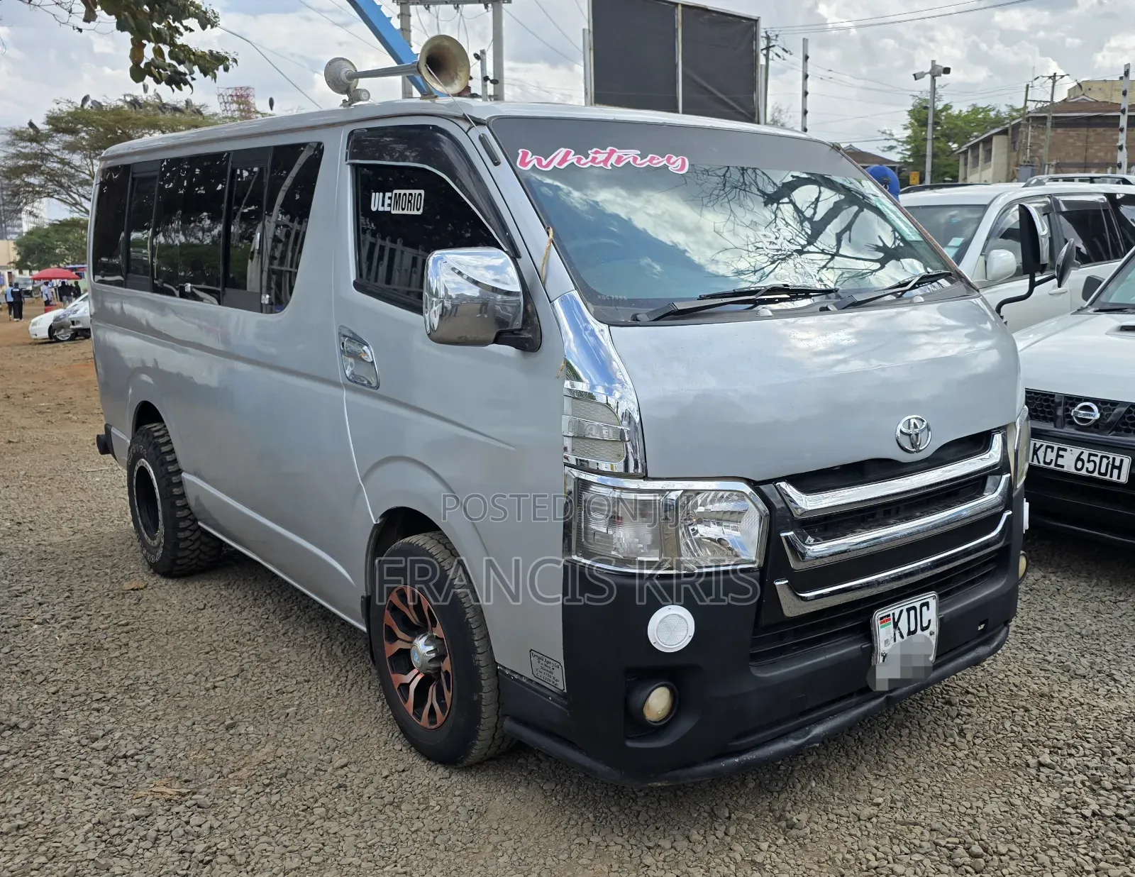 Toyota HiAce 2014 Silver