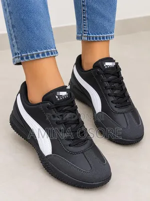 Lladies Sneakers
