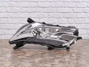 Casp Head Lamp / Head Light Mitsubishi Pajero Sport 2016 - 2018
