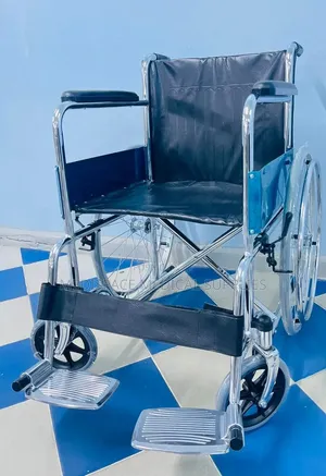 Quality and Foldable Standard Wheelchair With Footrest