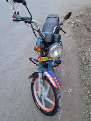 Bajaj Boxer 100 2023 Red