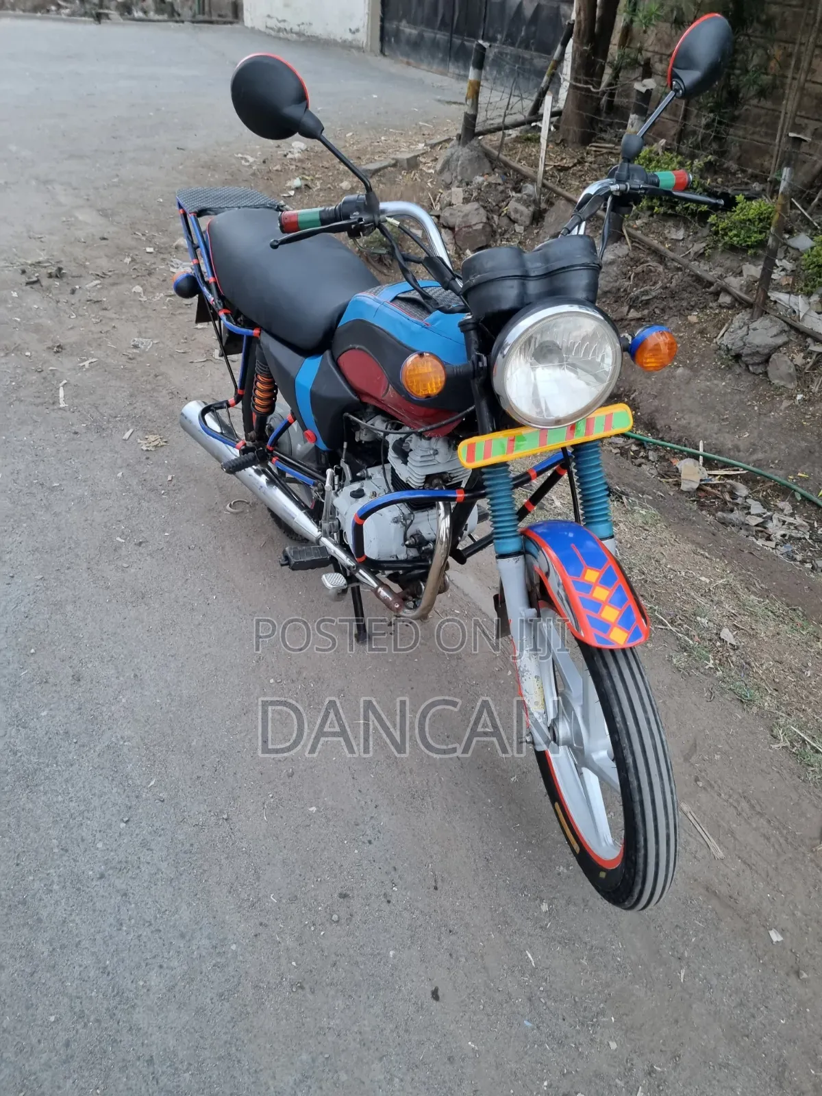 Bajaj Boxer 100 2023 Red