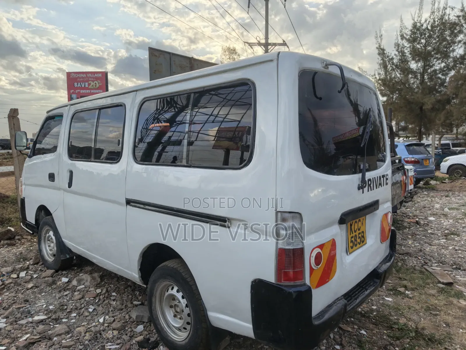 Nissan Caravan (Urvan) 2008 White