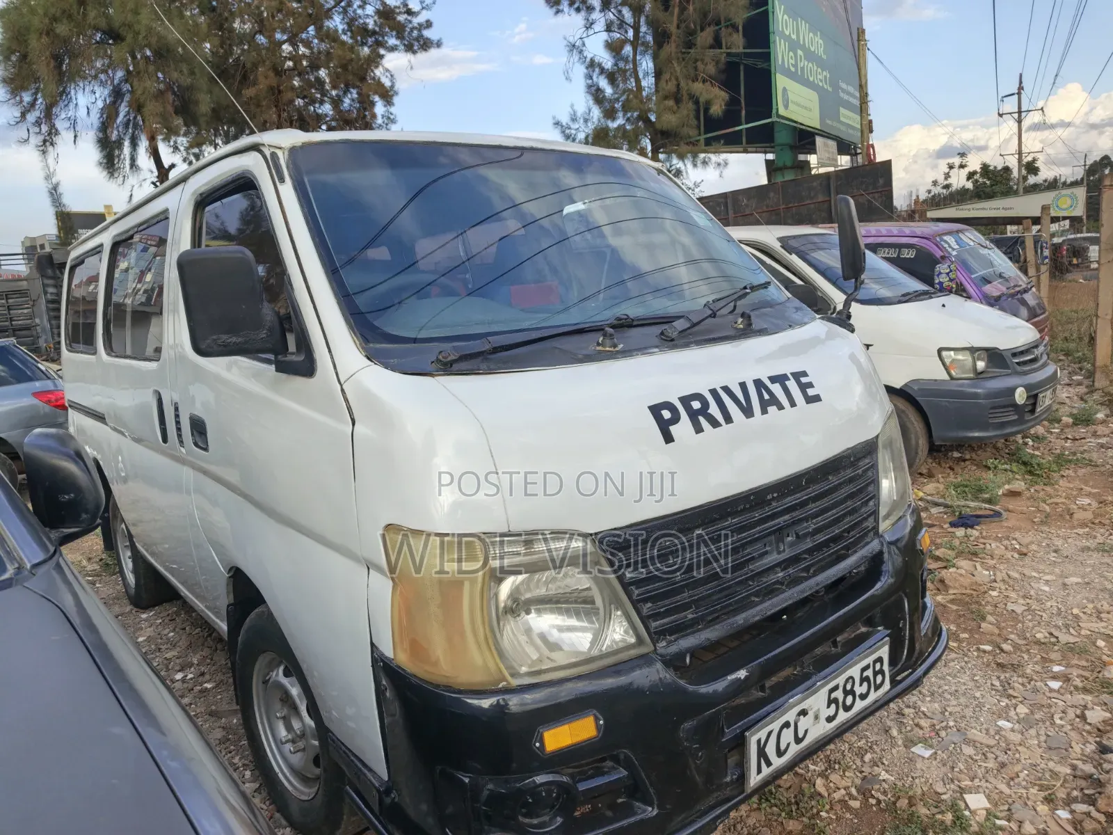 Nissan Caravan (Urvan) 2008 White