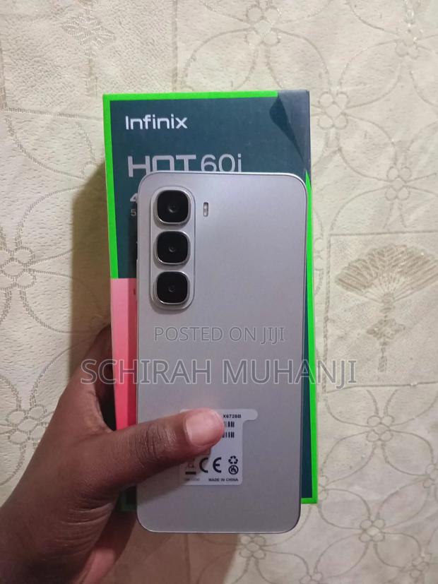 Infinix Hot 60i 128 GB Silver - thumbnail 3