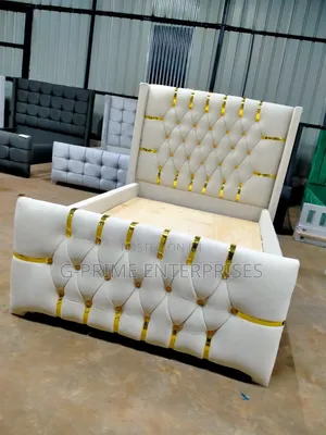 Diamond Gold Line Bed