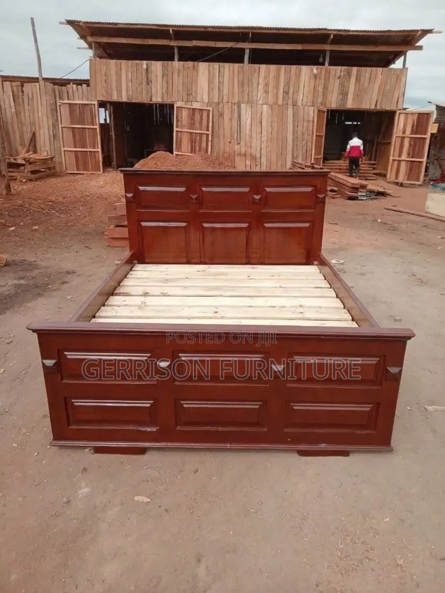 Classic Mahogany Solid Hardwood Bed Frame (Raised Panel Design)