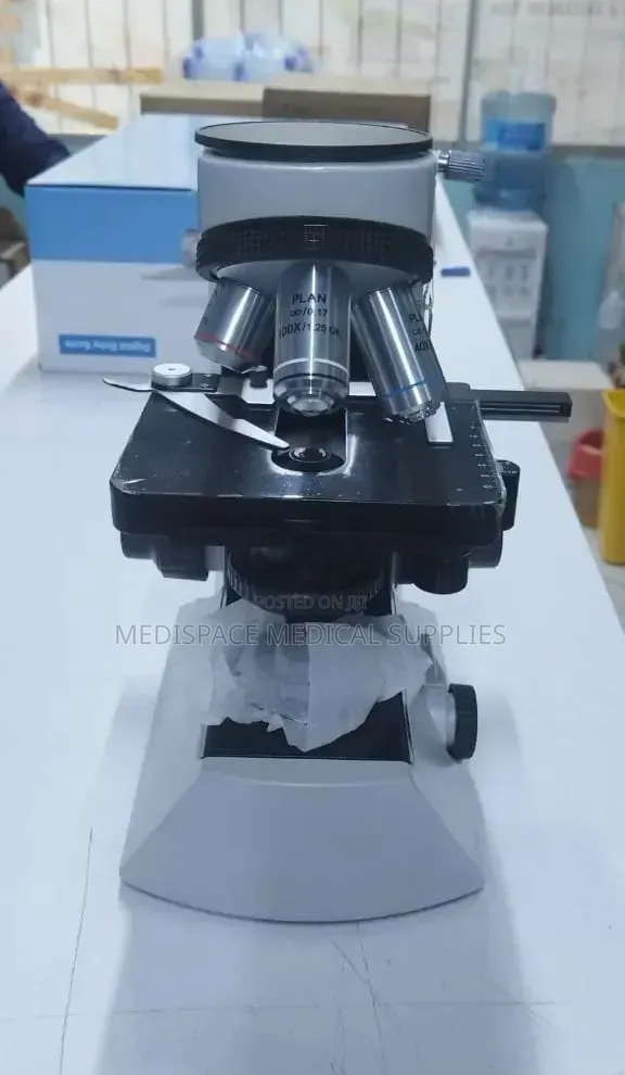 Binocular Olympus Cx23 Microscope