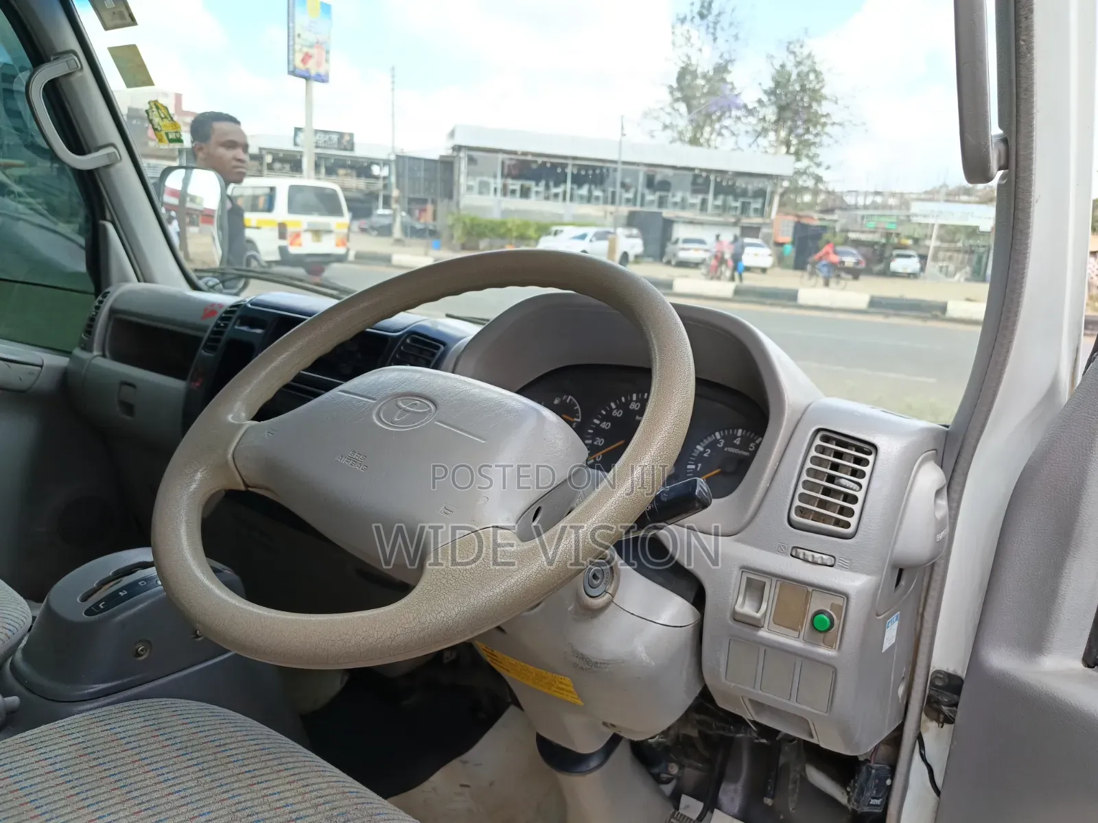 Toyota TownAce 2003 White