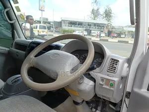 Toyota TownAce 2003 White