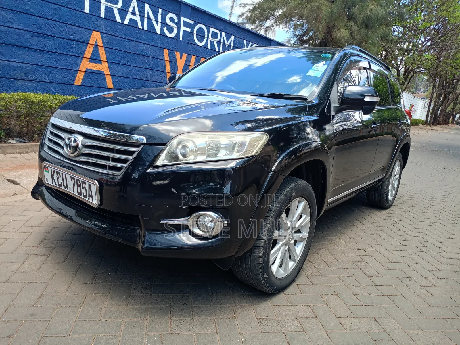 Toyota Vanguard 2012 Matt Black