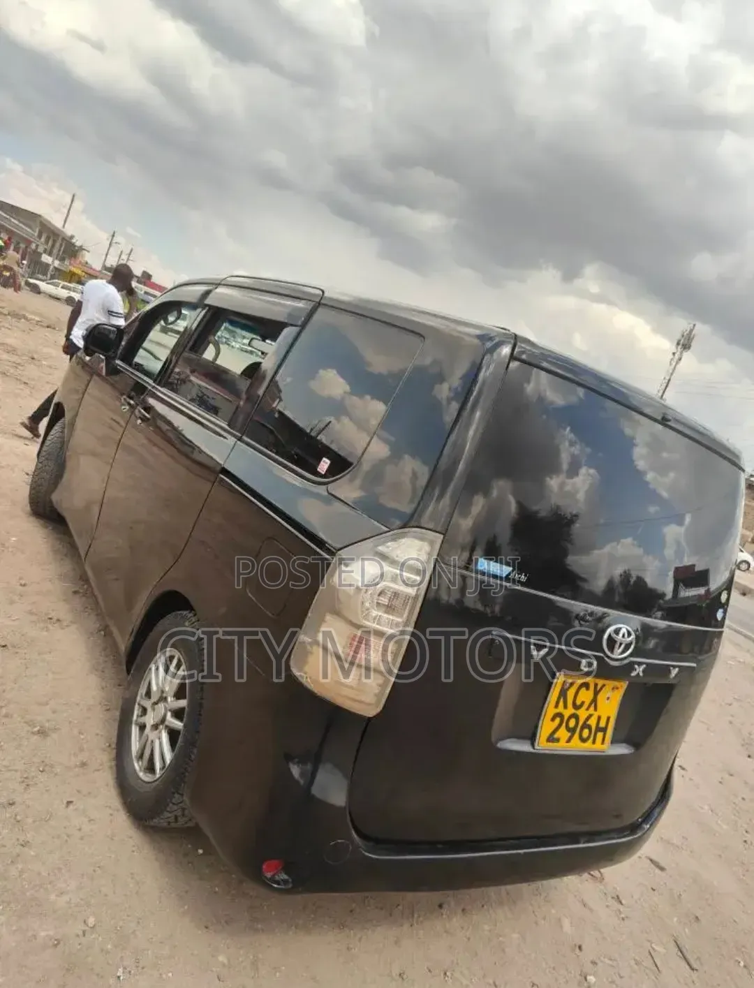 Toyota Voxy V 2WD 8-Seater 2012 Black