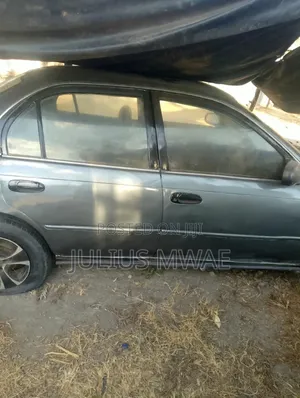 Toyota Corolla 1999 Green