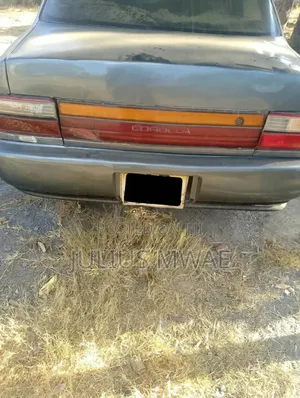 Toyota Corolla 1999 Green