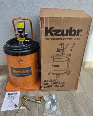 KZUBR KAGL-40L Pneumatic Grease Bucket – 40 Litres