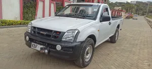 Isuzu D-MAX 2010 White