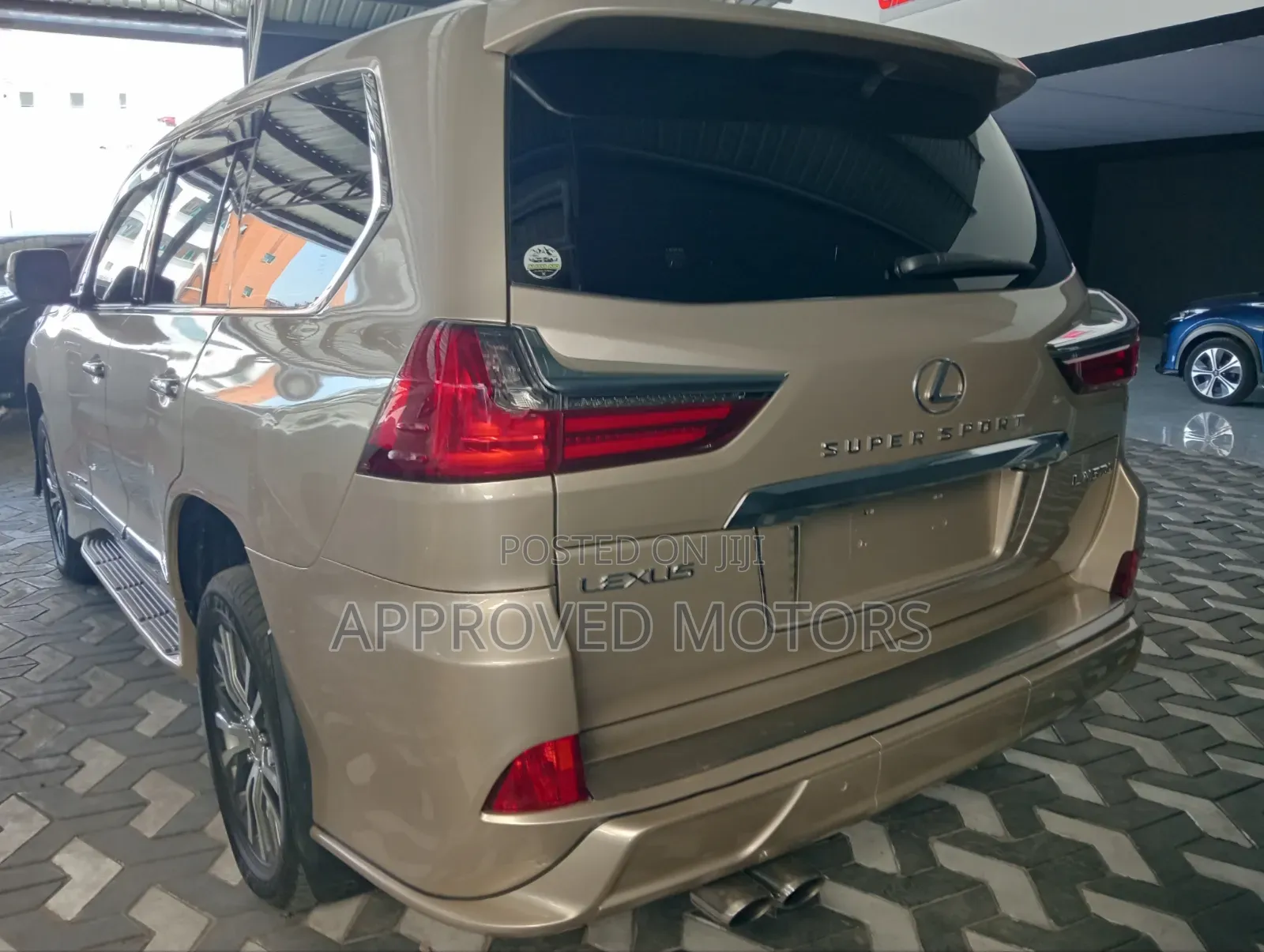 Lexus LX 2019 Gold