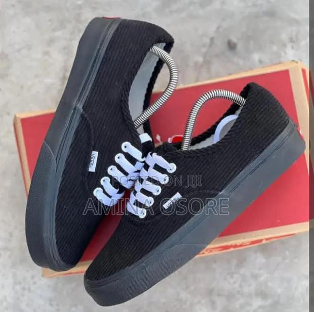 Black Codry Vans - thumbnail 2