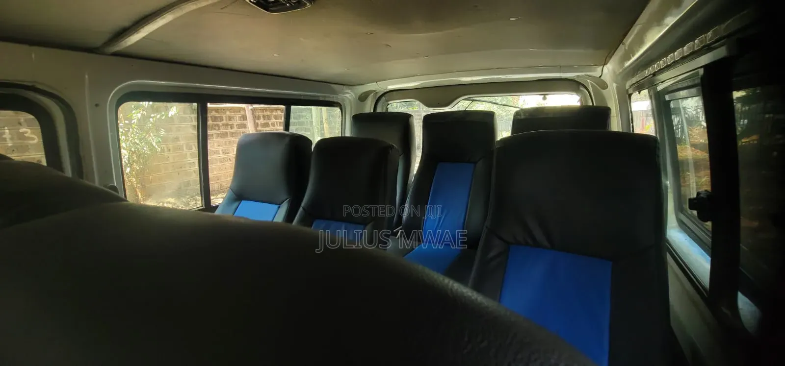 Toyota HiAce 2012 Blue