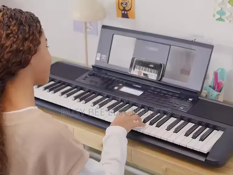 Electronic Organ YamahaS PSR E383 Keyboard