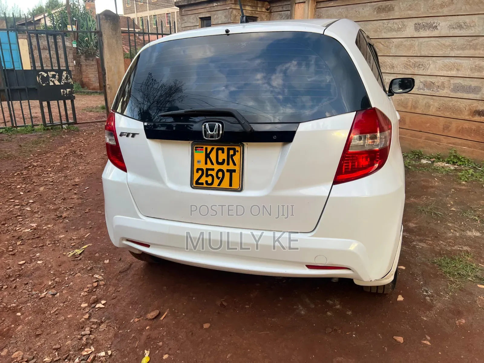 Honda Fit Automatic 2011 White