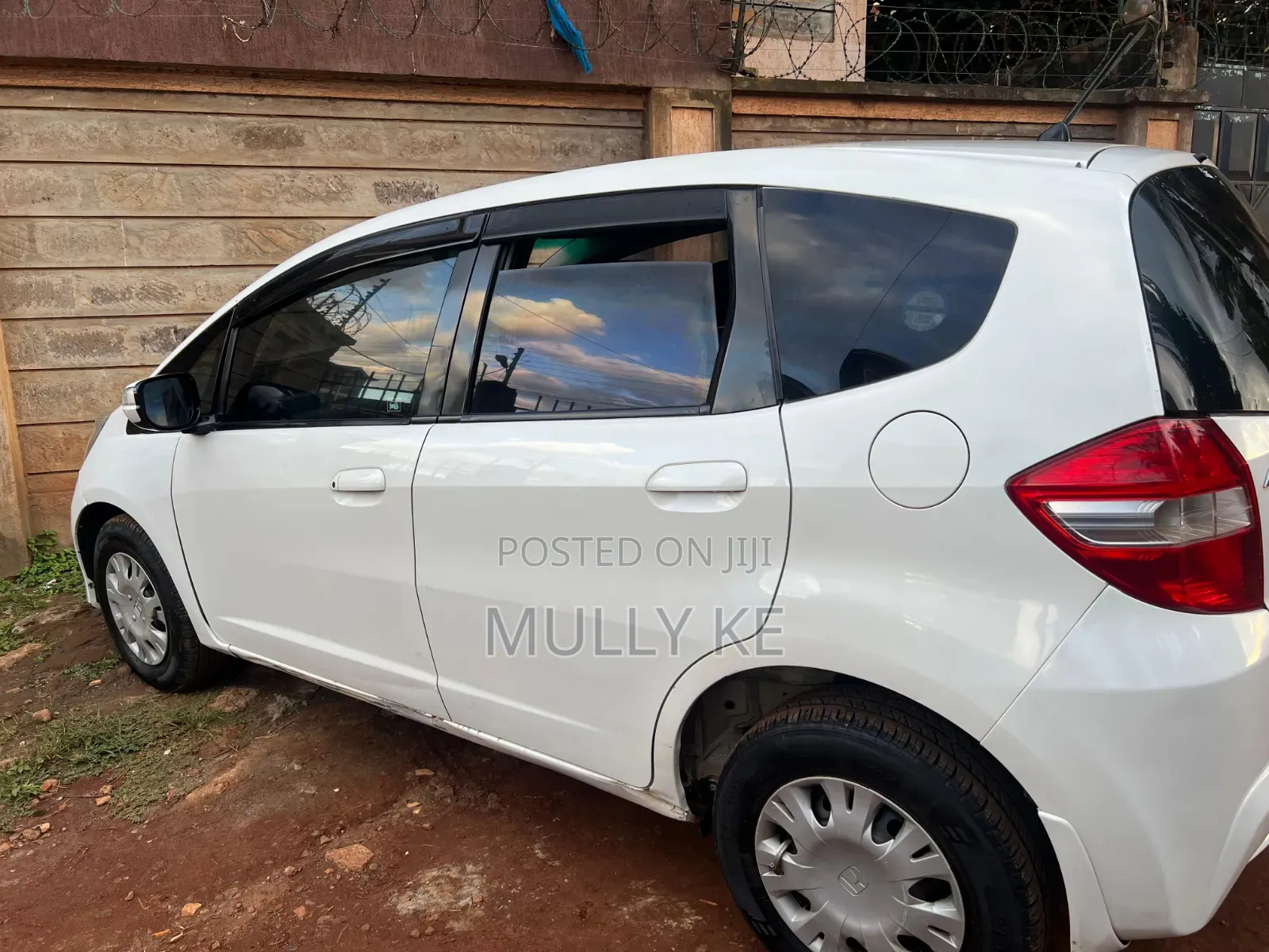 Honda Fit Automatic 2011 White