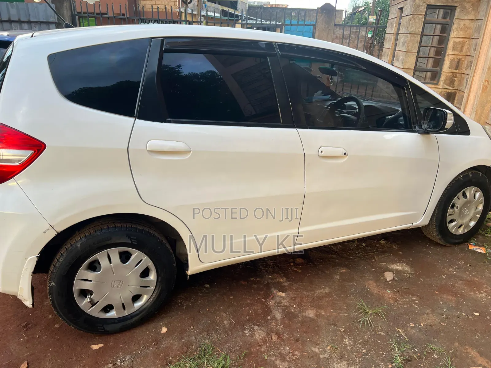 Honda Fit Automatic 2011 White