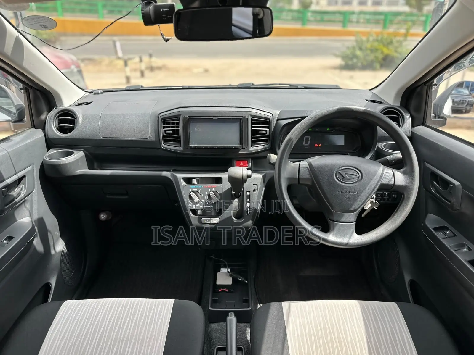 Daihatsu Mira 2019 Off white