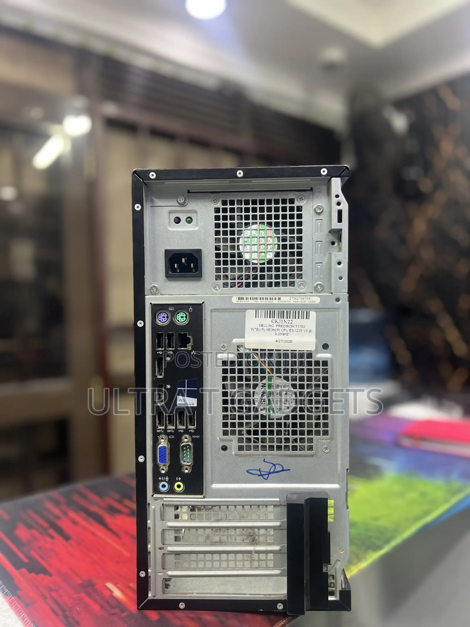 Desktop Computer Dell 8GB Intel Xeon SSD 256GB