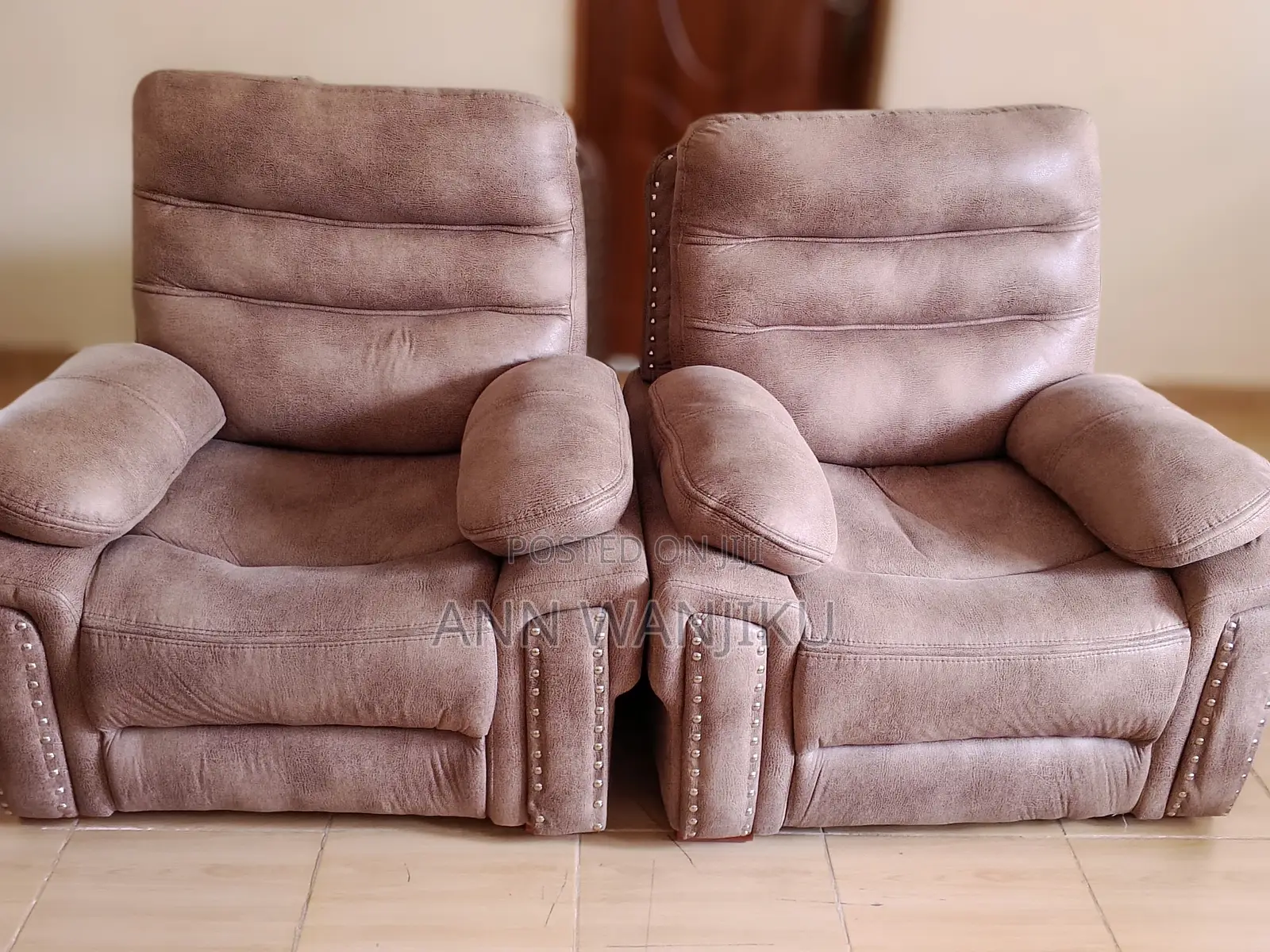 Semi-Recliner Sofa Seats