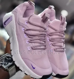 Metco Sneakers