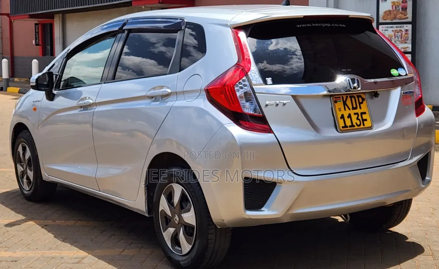 Honda Fit 2016 Gray
