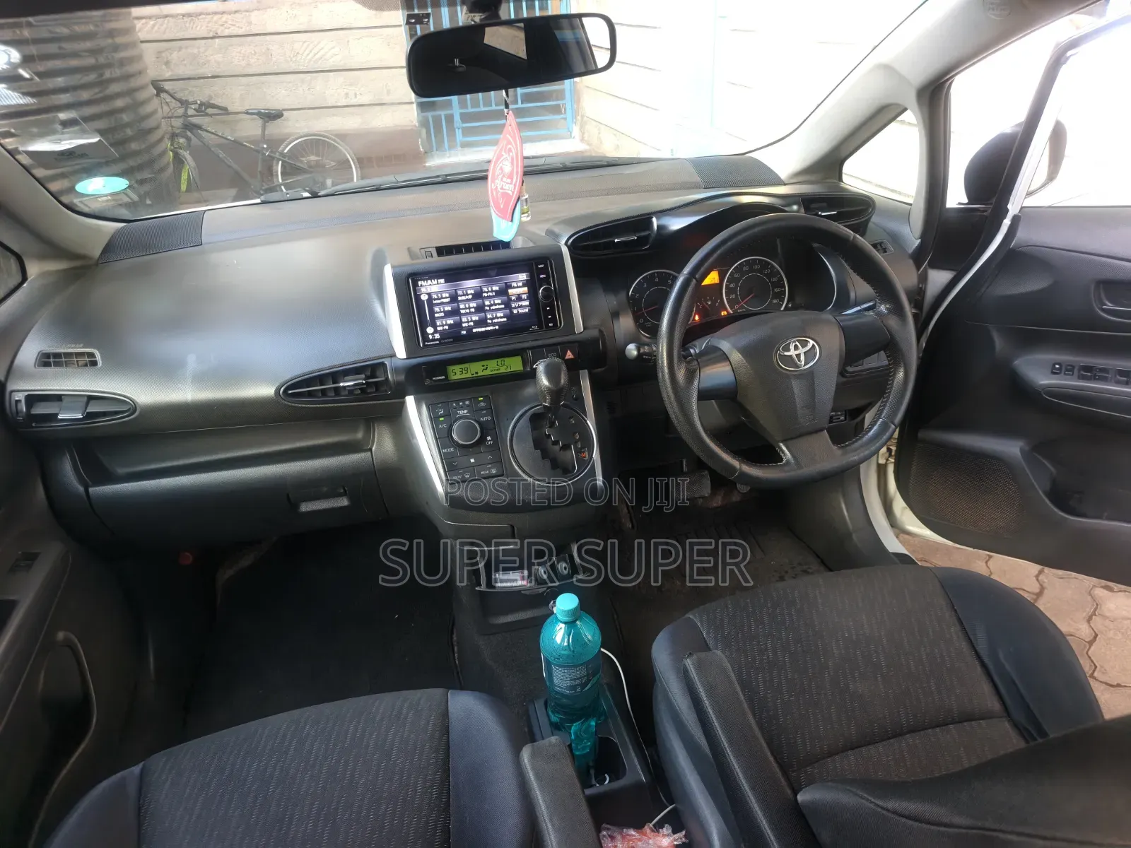 Toyota Wish 2012 White