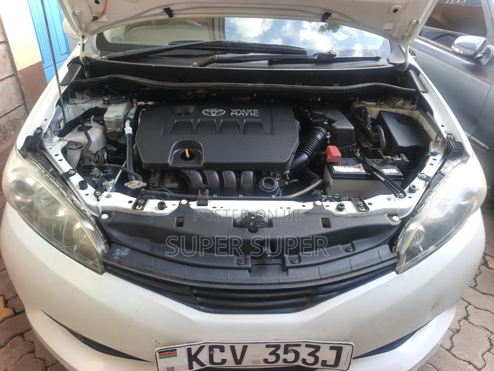 Toyota Wish 2012 White