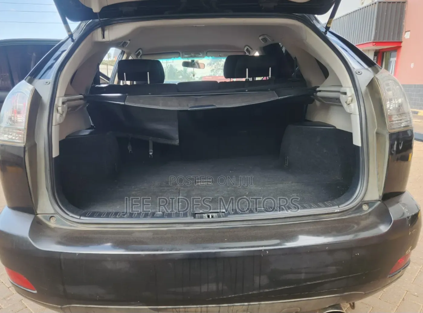 Toyota Harrier 2012