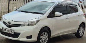 Toyota Vitz 2014 Ivory