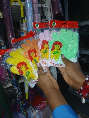A Dozen Bathing Gloves/Exfoliating Gloves