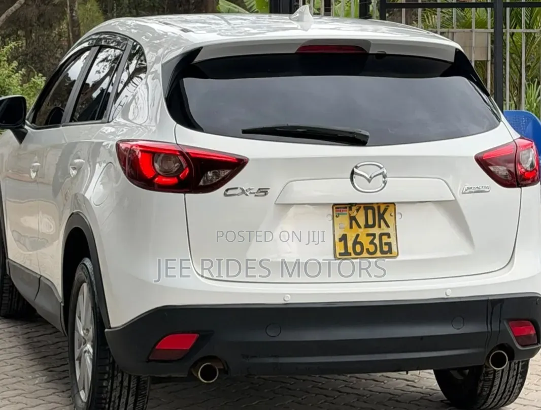 Mazda CX-5 2015 Off white