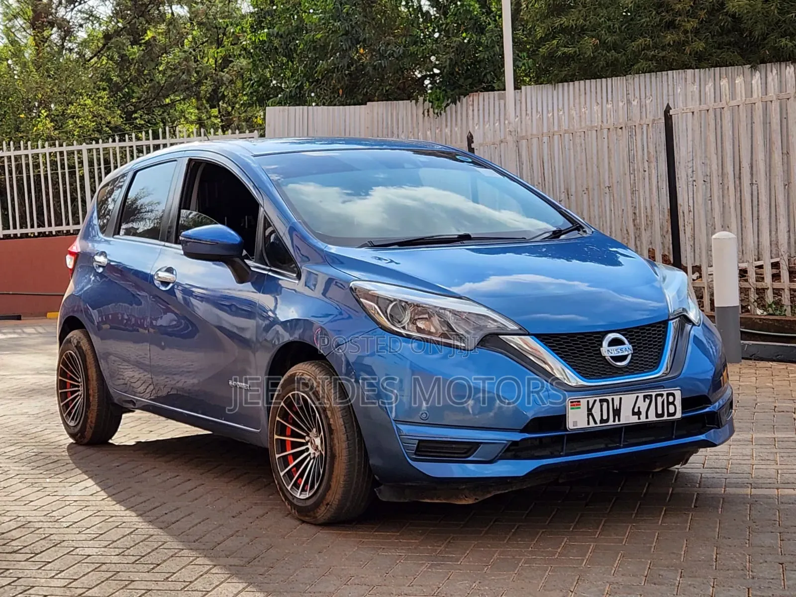 Nissan Note 2018 Blue