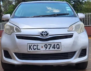 Toyota Ractis 2011 Gray