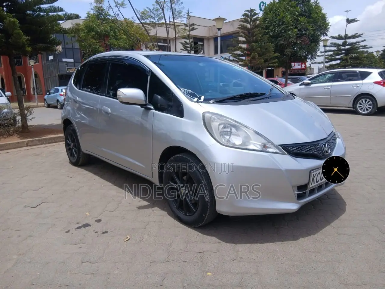 Honda Fit Automatic 2010 Silver